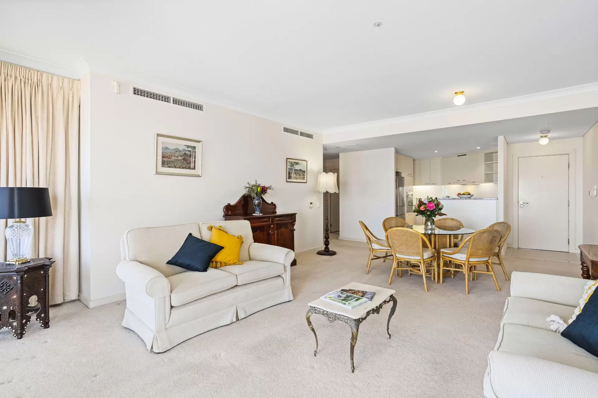 21/7 Holdfast Promenade, Glenelg Sold by Booth Real Estate - image 1