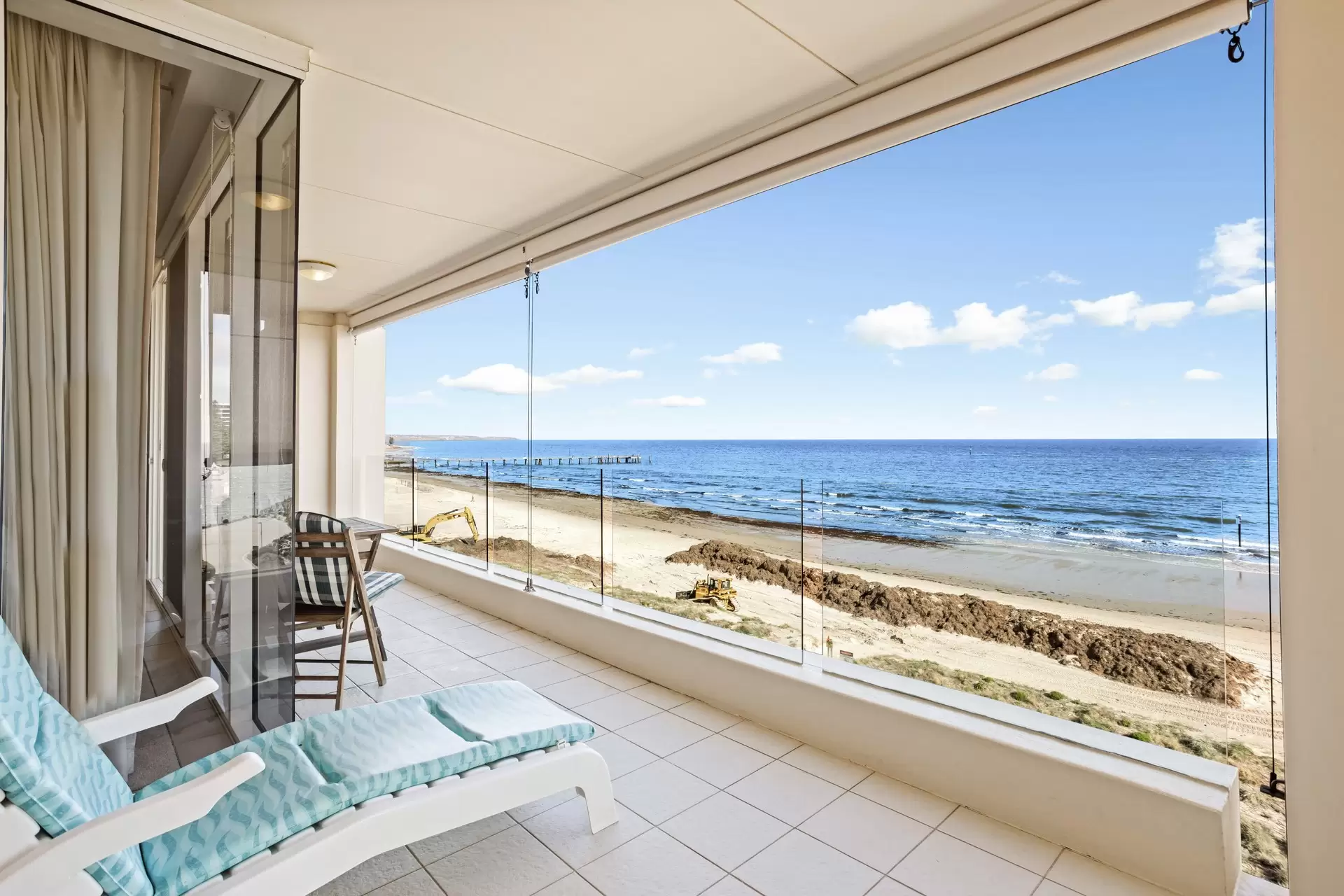 21/7 Holdfast Promenade, Glenelg Sold by Booth Real Estate - image 1