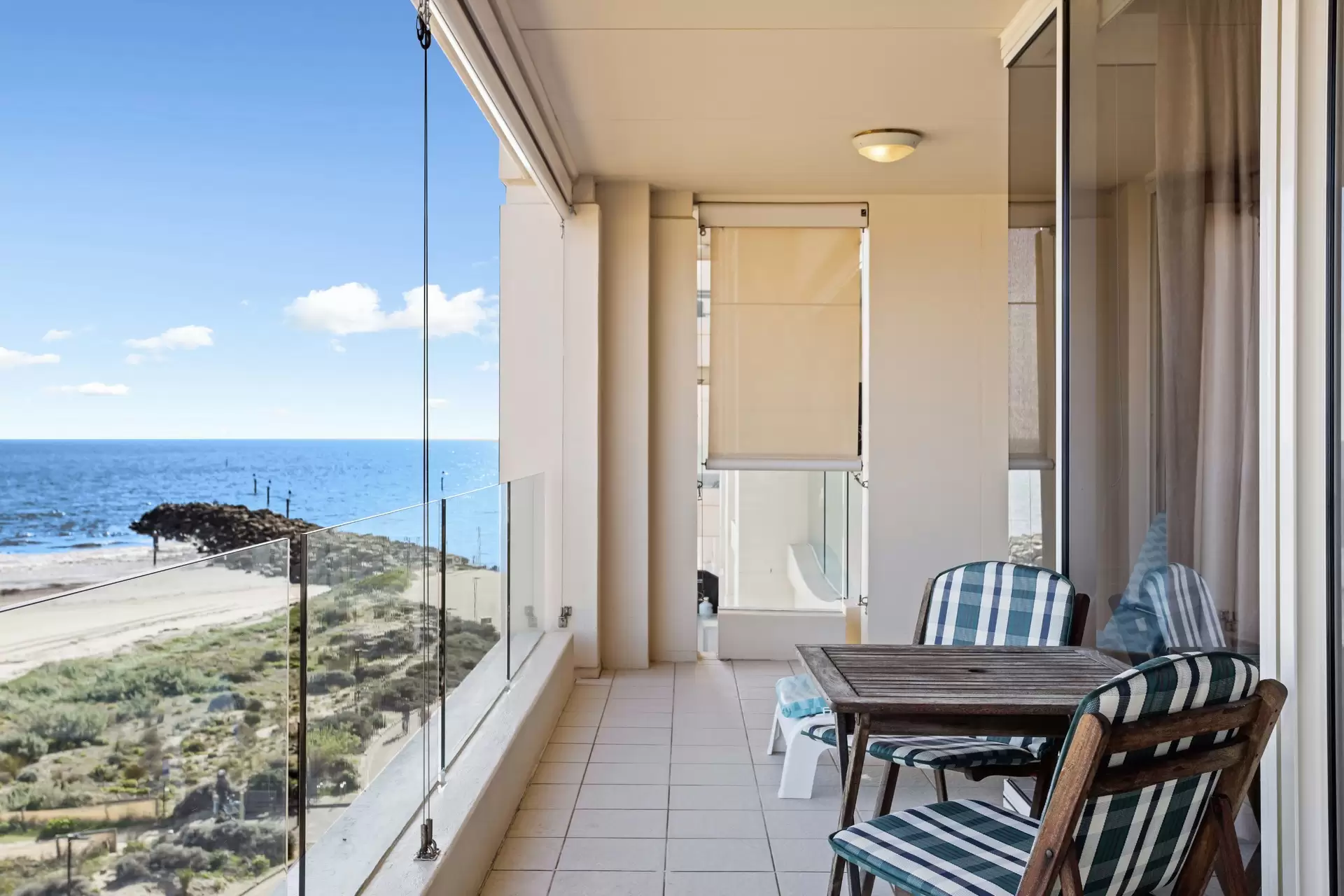 21/7 Holdfast Promenade, Glenelg Sold by Booth Real Estate - image 1
