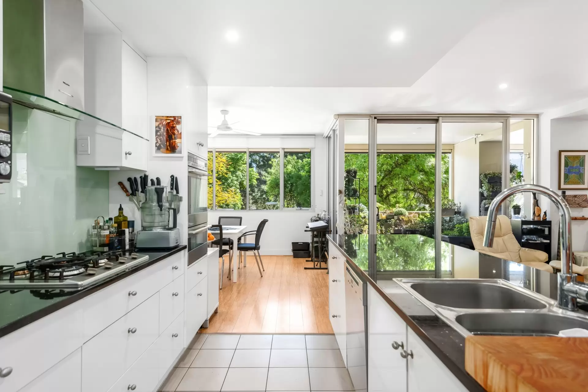 2A/2-6 Hurtle Square, Adelaide Sold by Booth Real Estate - image 1
