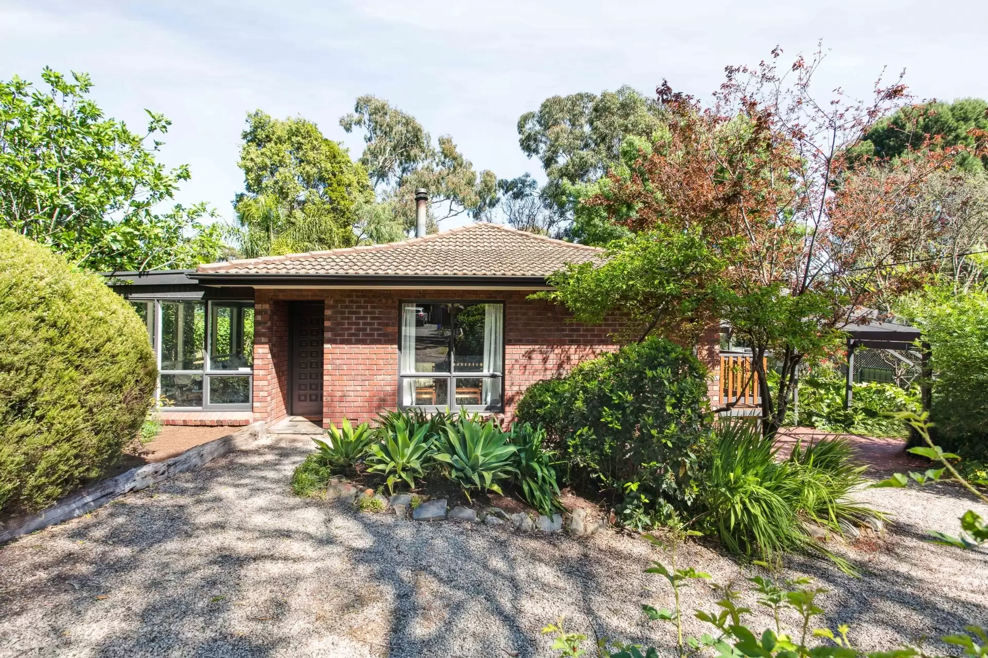 12 Woodburn Avenue, Hawthorndene Sold by Booth Real Estate - image 1