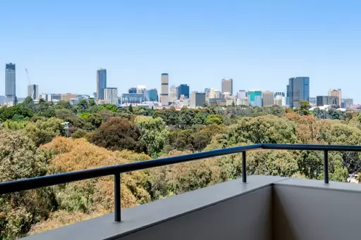 8A/97 MacKinnon Parade, North Adelaide Sold by Booth Real Estate