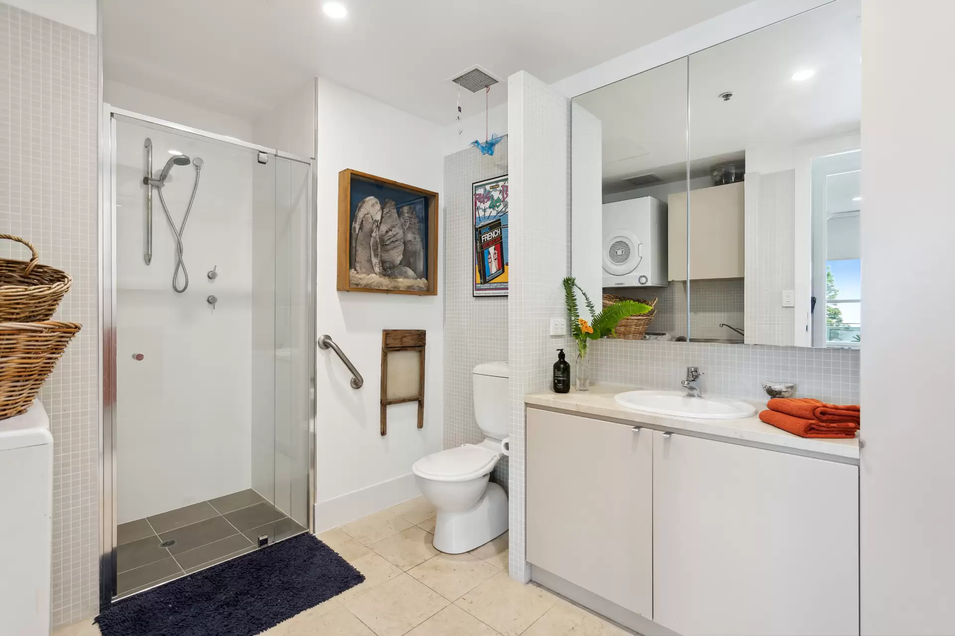 3/1 North Esplanade, Glenelg North Sold by Booth Real Estate - image 1