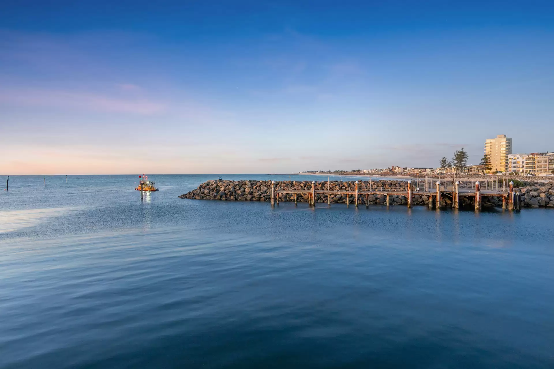 60/3 Holdfast Promenade, Glenelg Sold by Booth Real Estate - image 1