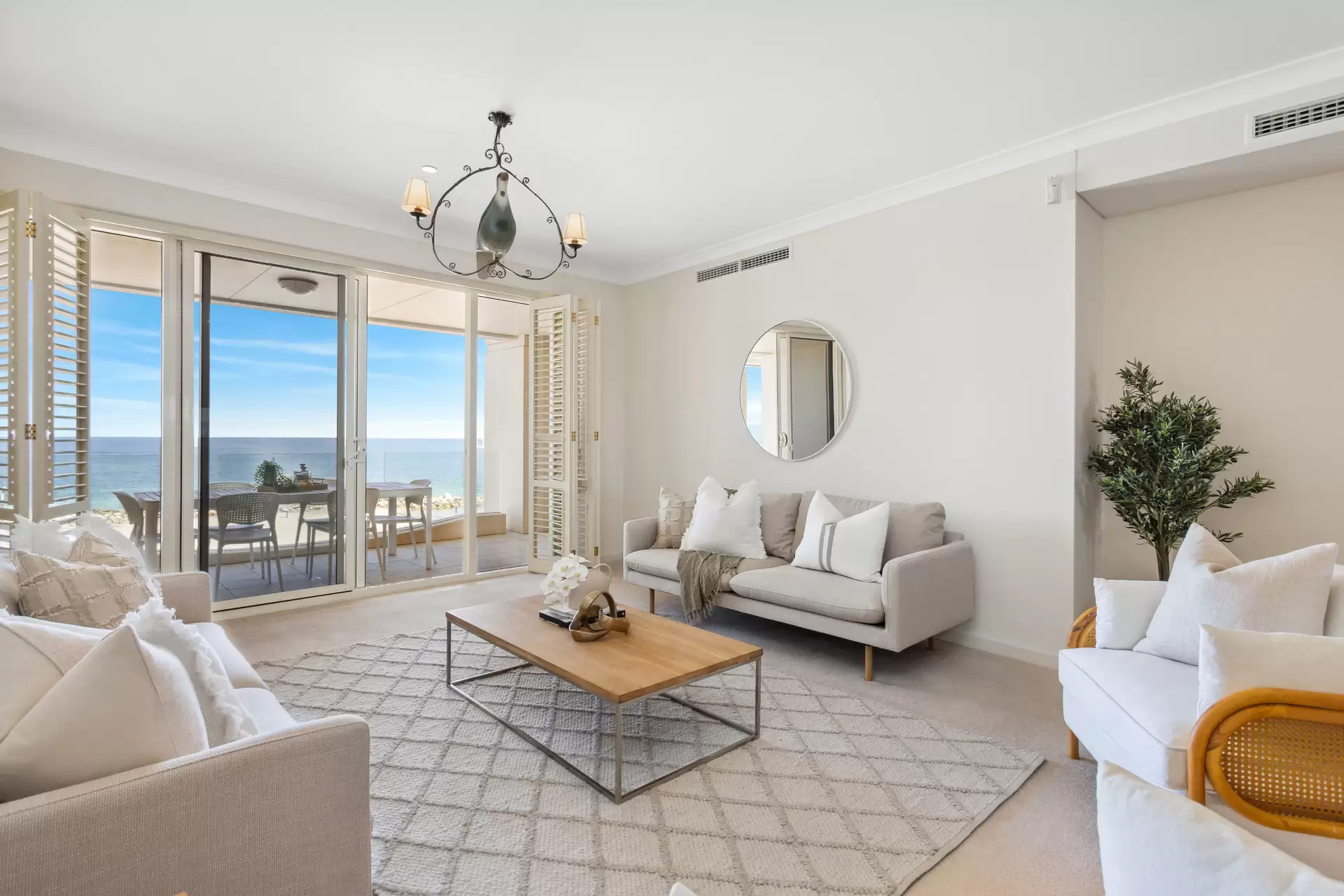 60/3 Holdfast Promenade, Glenelg Sold by Booth Real Estate - image 1