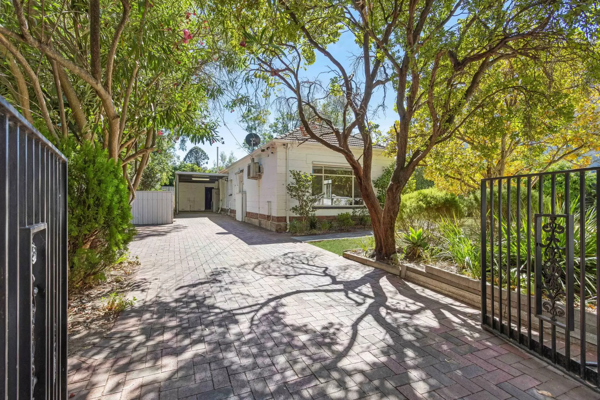 45 Rochester Street, Leabrook Sold by Booth Real Estate - image 1