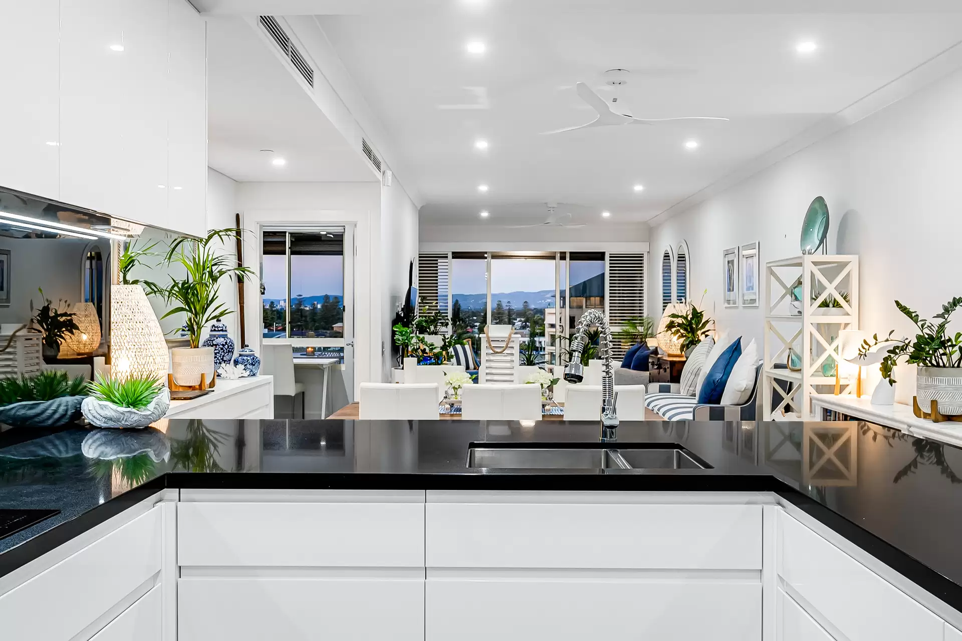 61/3 Holdfast Promenade, Glenelg Sold by Booth Real Estate - image 1