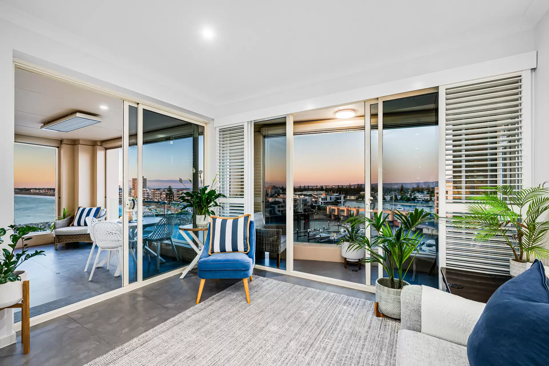 61/3 Holdfast Promenade, Glenelg Sold by Booth Real Estate - image 1