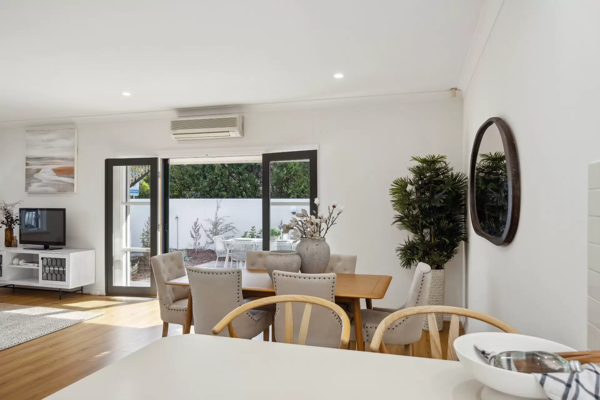 27A Torrens Street, College Park Sold by Booth Real Estate - image 1