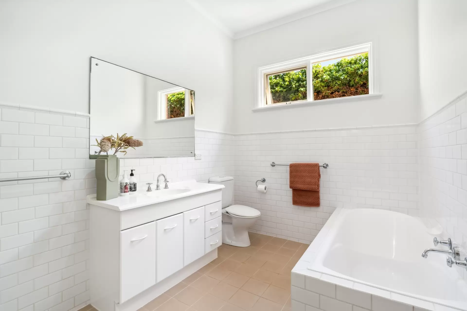 9 Seafield Avenue, Kingswood Sold by Booth Real Estate - image 1