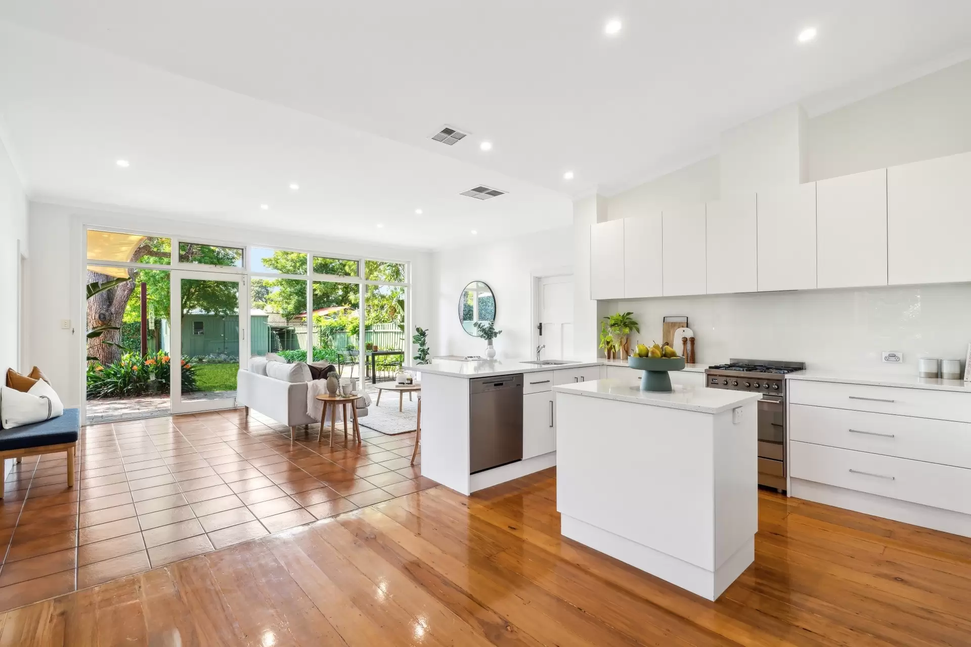 9 Seafield Avenue, Kingswood Sold by Booth Real Estate - image 1