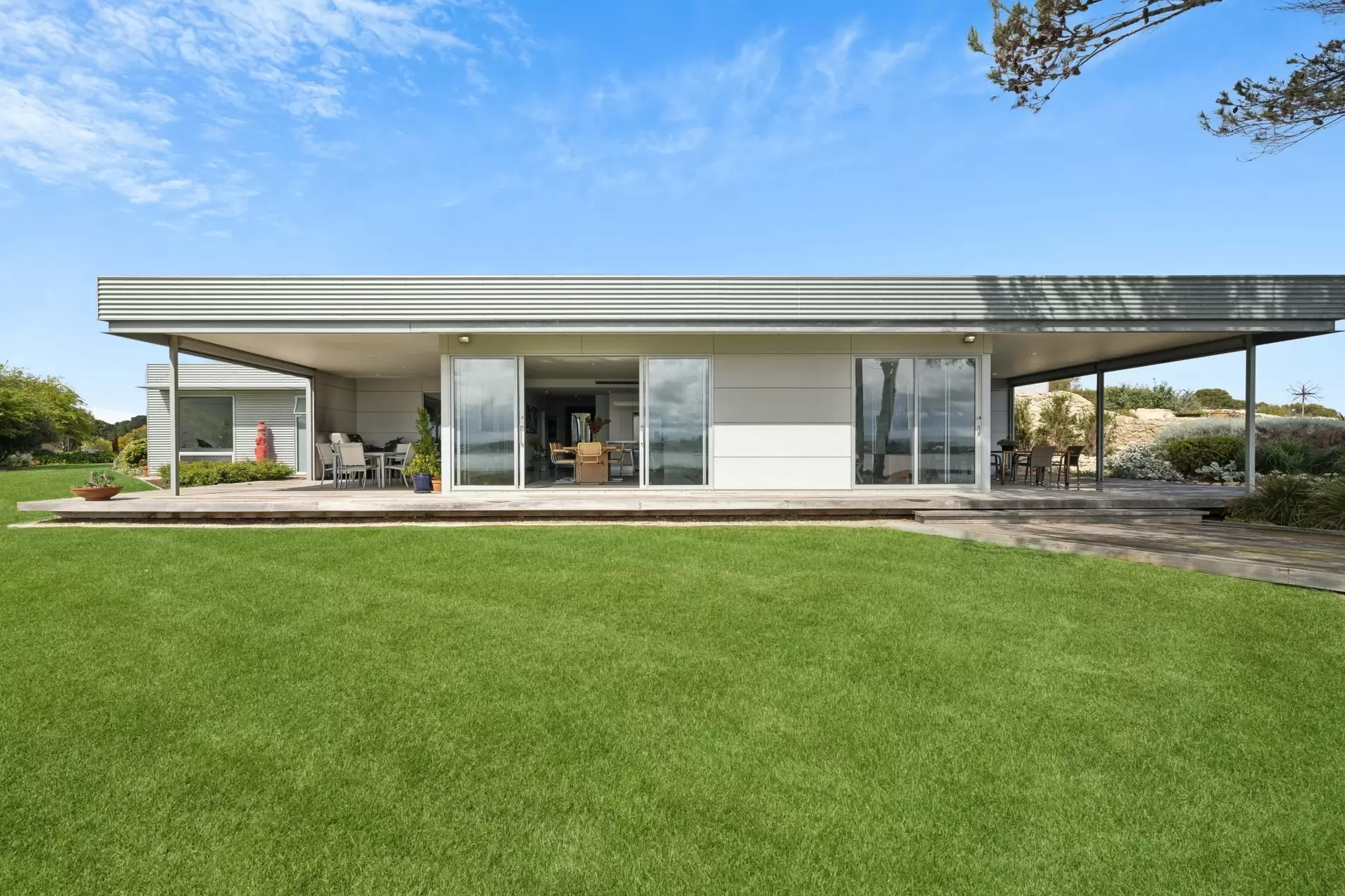 18-20 Fraser Drive, Hindmarsh Island Sold by Booth Real Estate - image 1