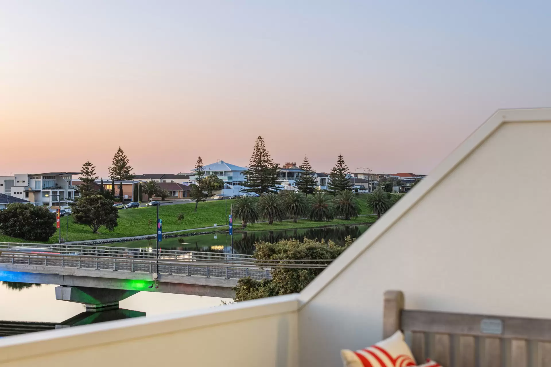 10/12-14 Adelphi Terrace, Glenelg North Sold by Booth Real Estate - image 1