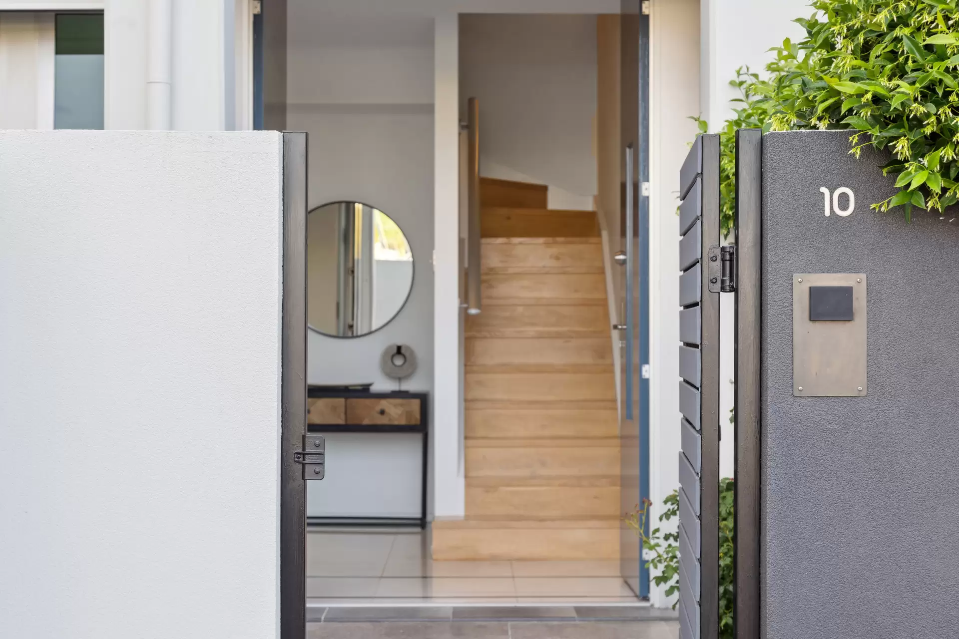 10/12-14 Adelphi Terrace, Glenelg North Sold by Booth Real Estate - image 1