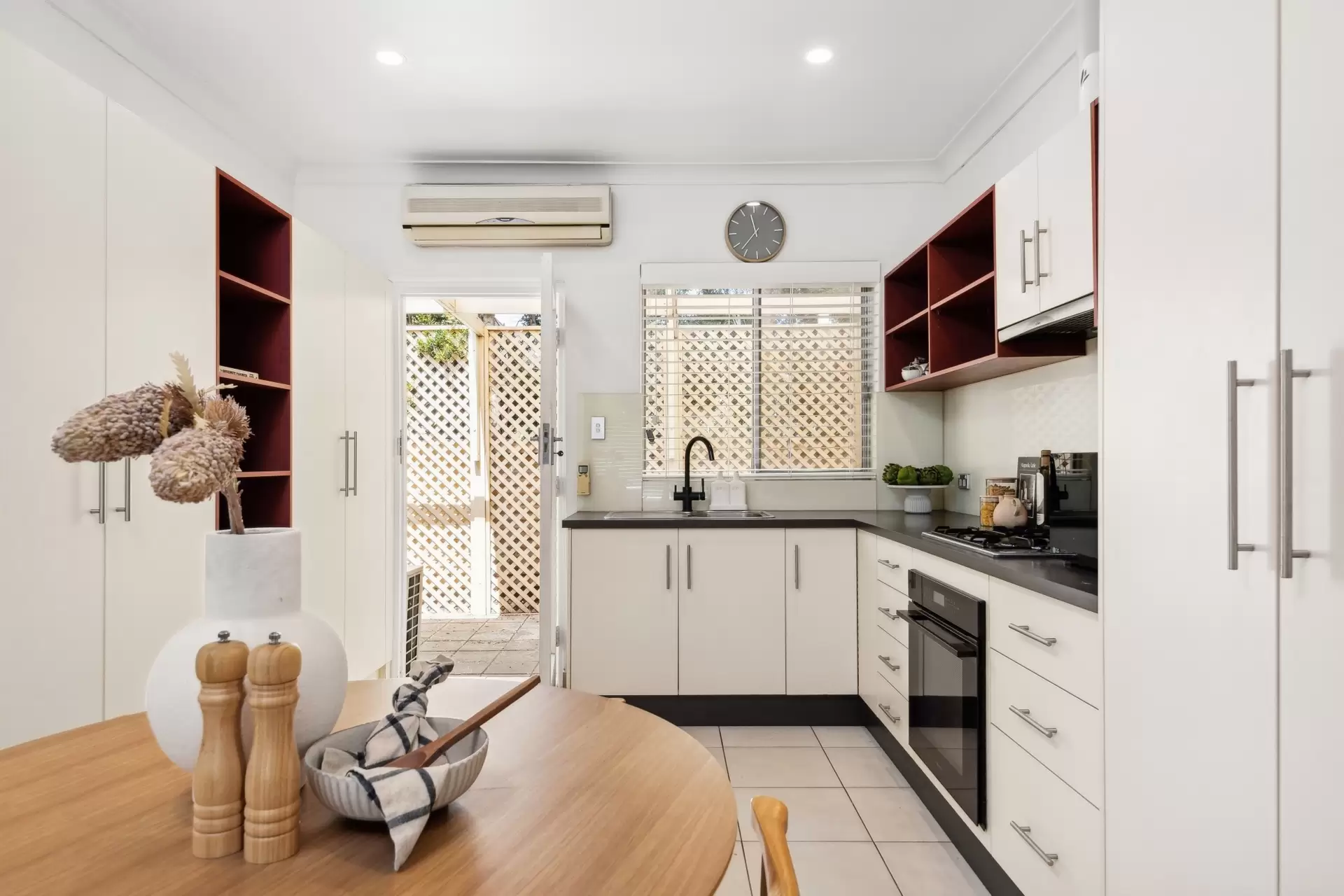 3/27A Thornton Street, Kensington Sold by Booth Real Estate - image 1