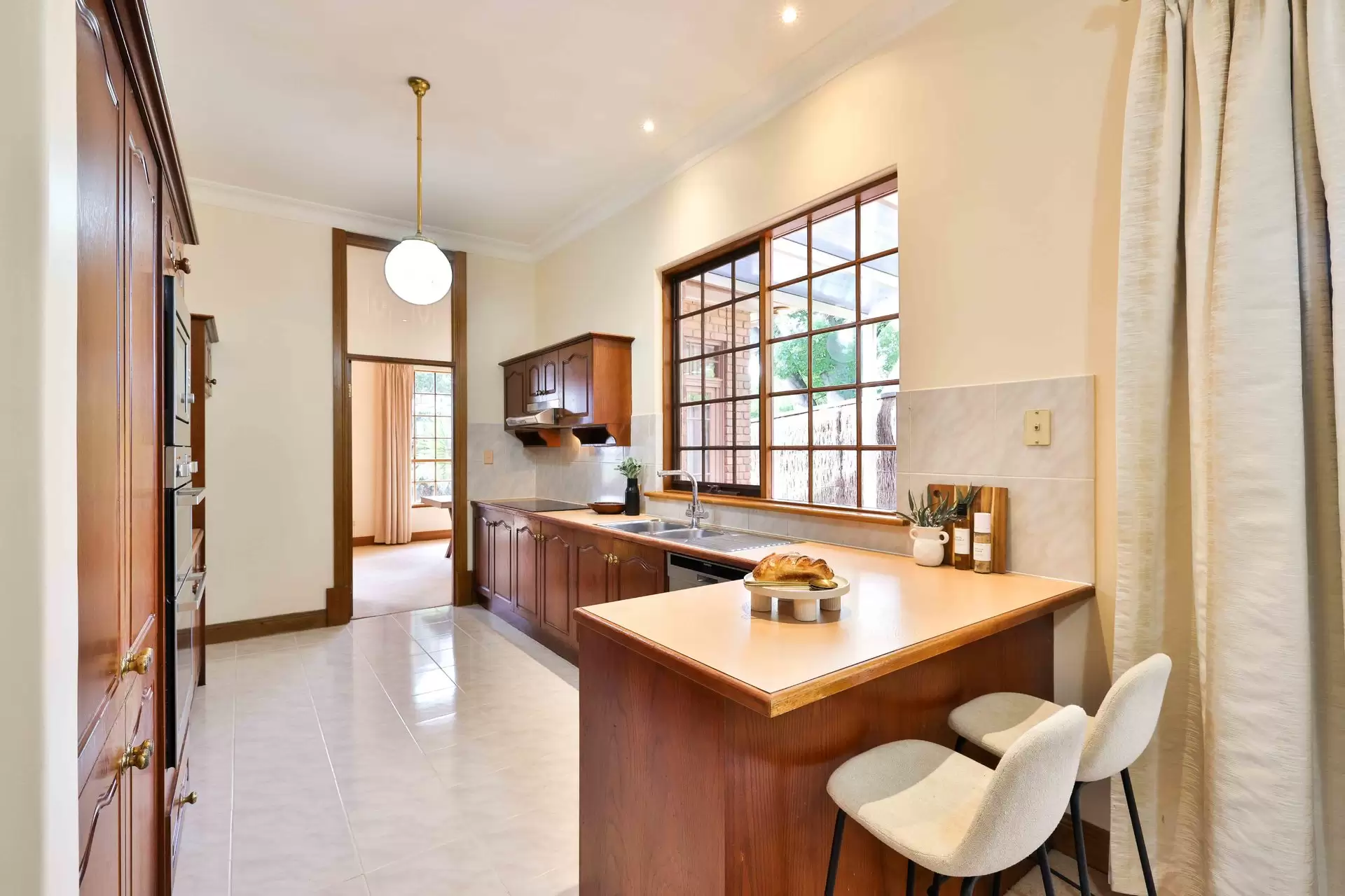 20A Woodcroft Avenue, St Georges Sold by Booth Real Estate - image 1