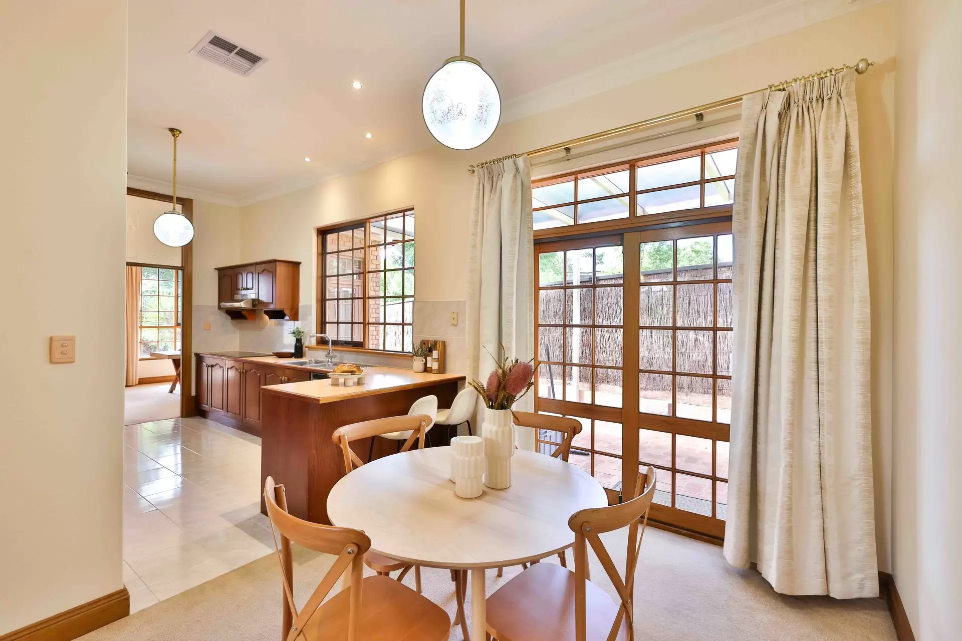 20A Woodcroft Avenue, St Georges Sold by Booth Real Estate - image 1
