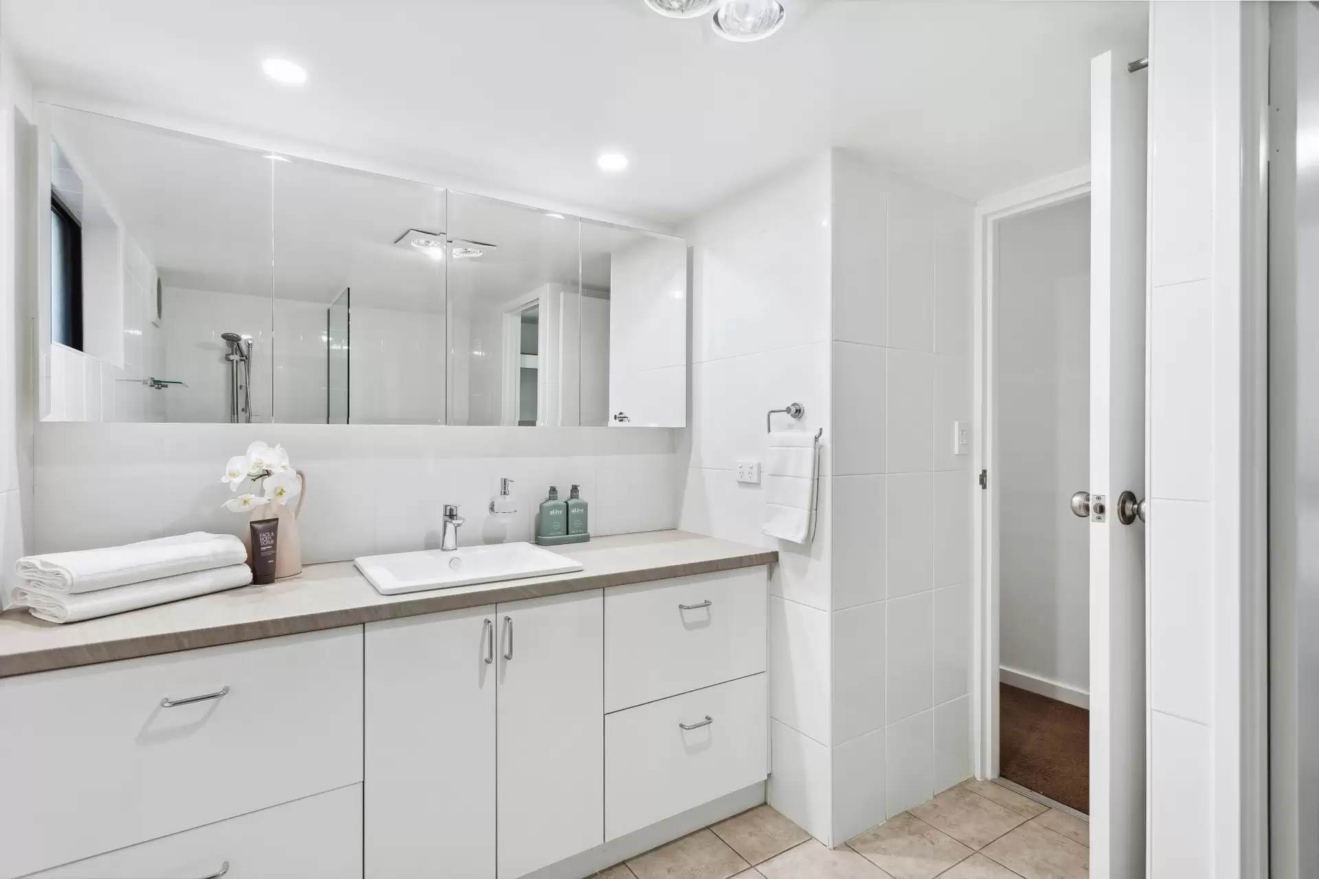15/21 Jeffcott Street, North Adelaide Sold by Booth Real Estate - image 1