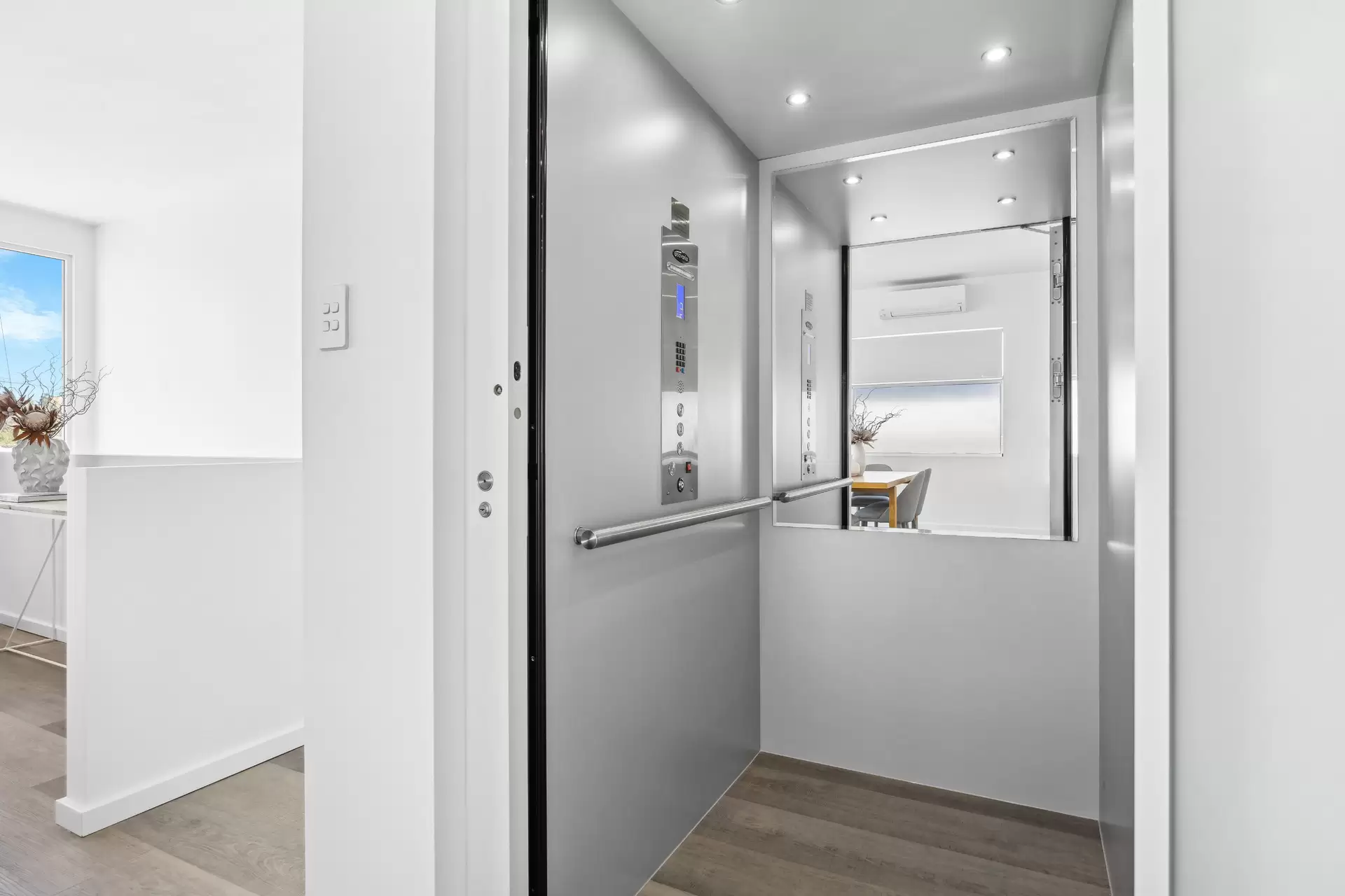 22 Richardson Avenue, Glenelg North Sold by Booth Real Estate - image 1