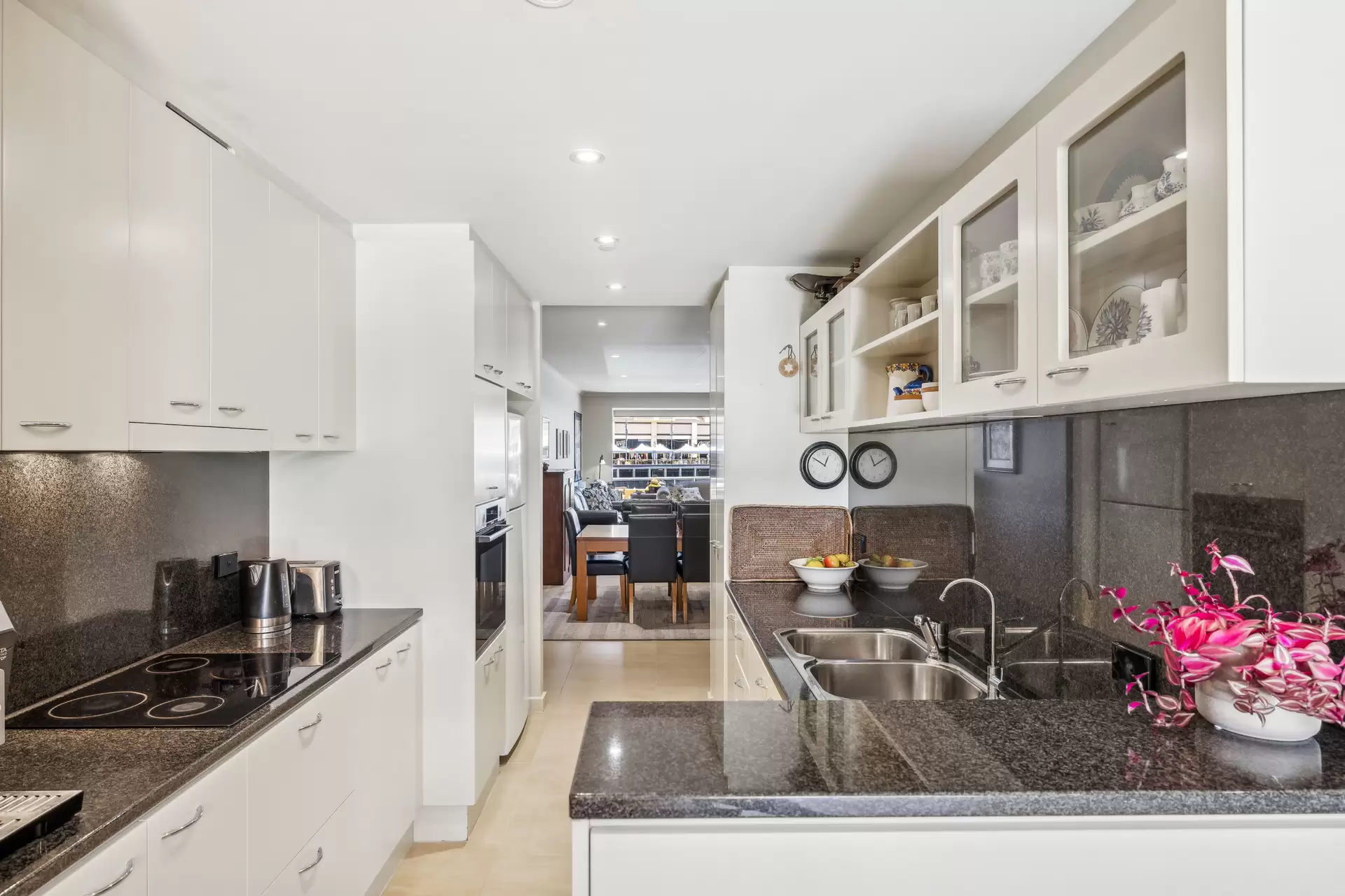 26/31 Colley Terrace, Glenelg Sold by Booth Real Estate - image 1