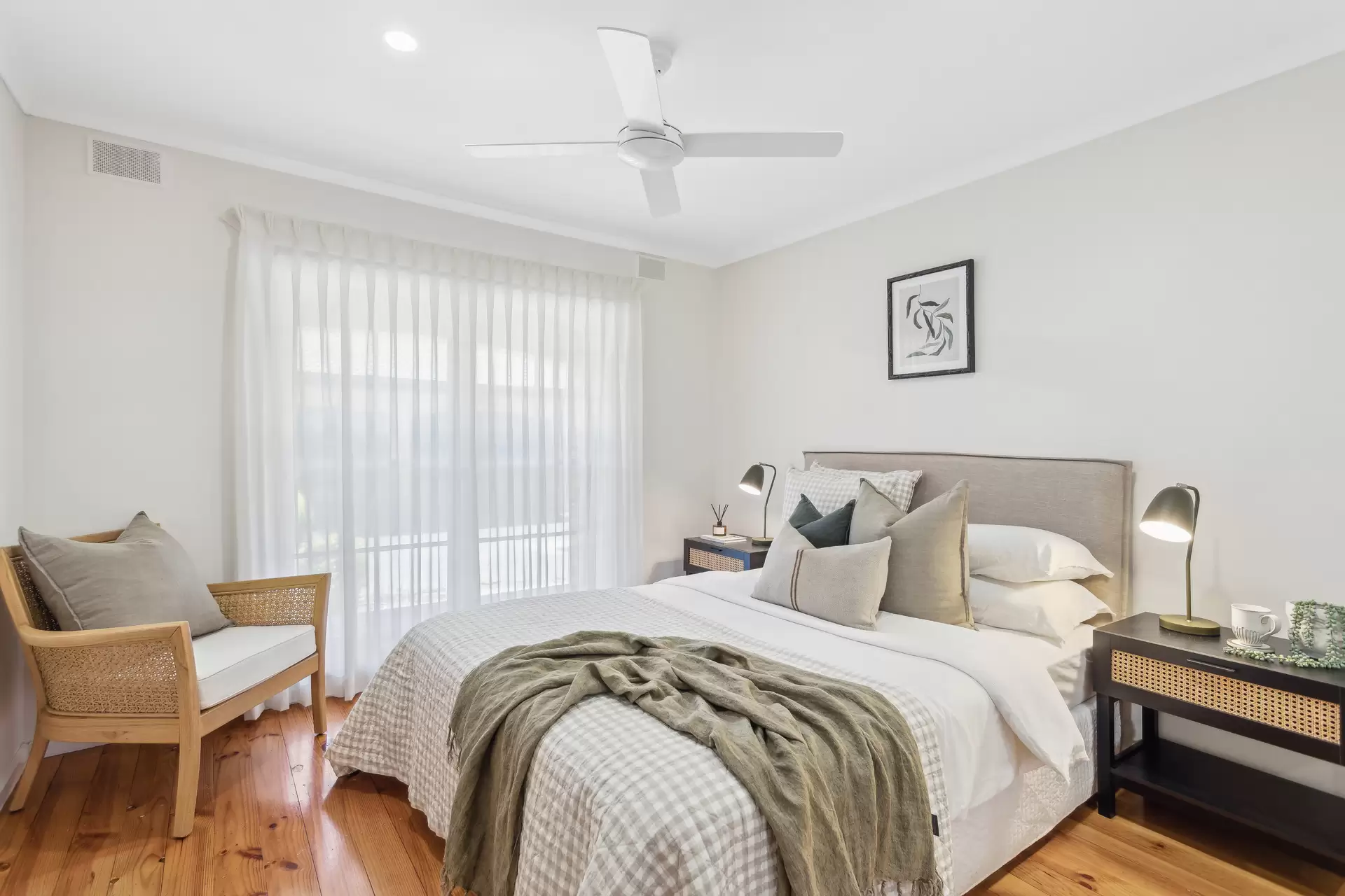 6/19 Desaumarez Street, Kensington Park Sold by Booth Real Estate - image 1