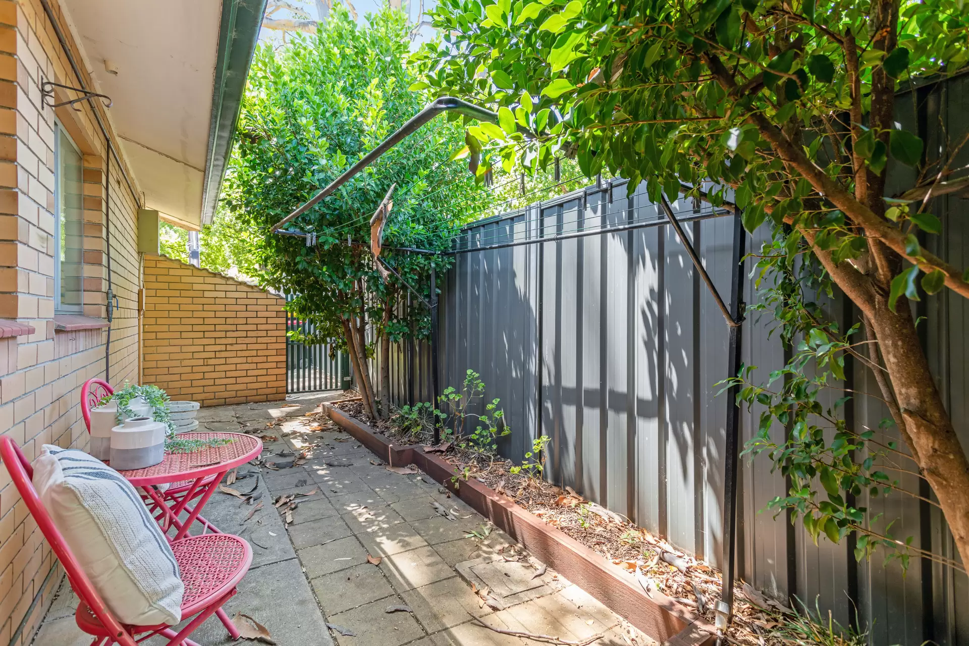 6/19 Desaumarez Street, Kensington Park Sold by Booth Real Estate - image 1