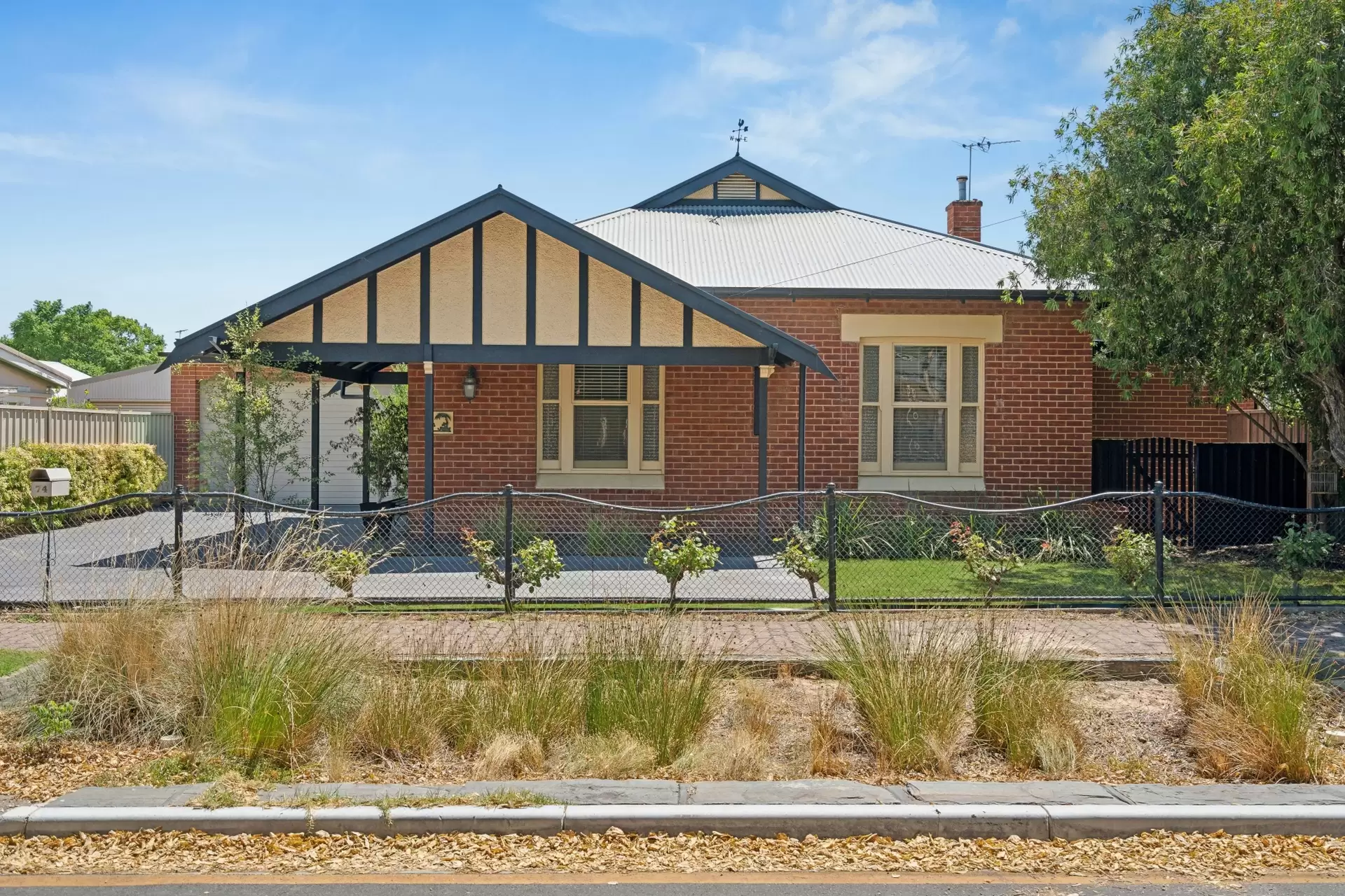 74 Le Hunte Avenue, Prospect Sold by Booth Real Estate - image 1