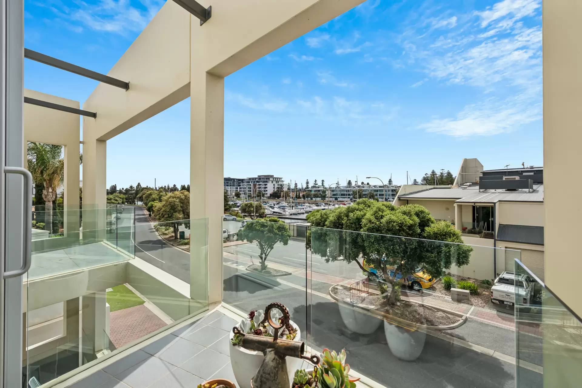 8/1 North Esplanade, Glenelg North Sold by Booth Real Estate - image 1