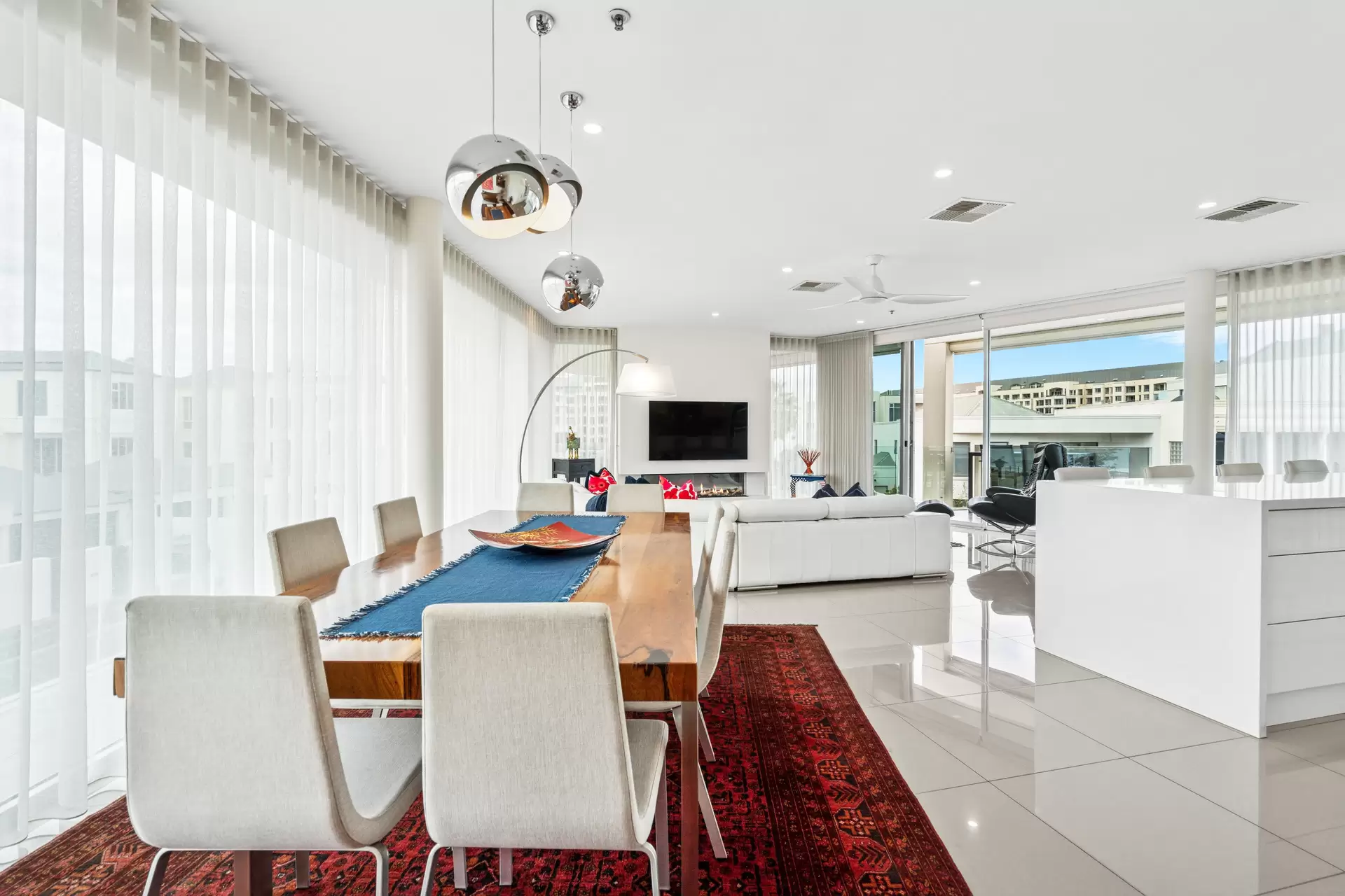 8/1 North Esplanade, Glenelg North Sold by Booth Real Estate - image 1