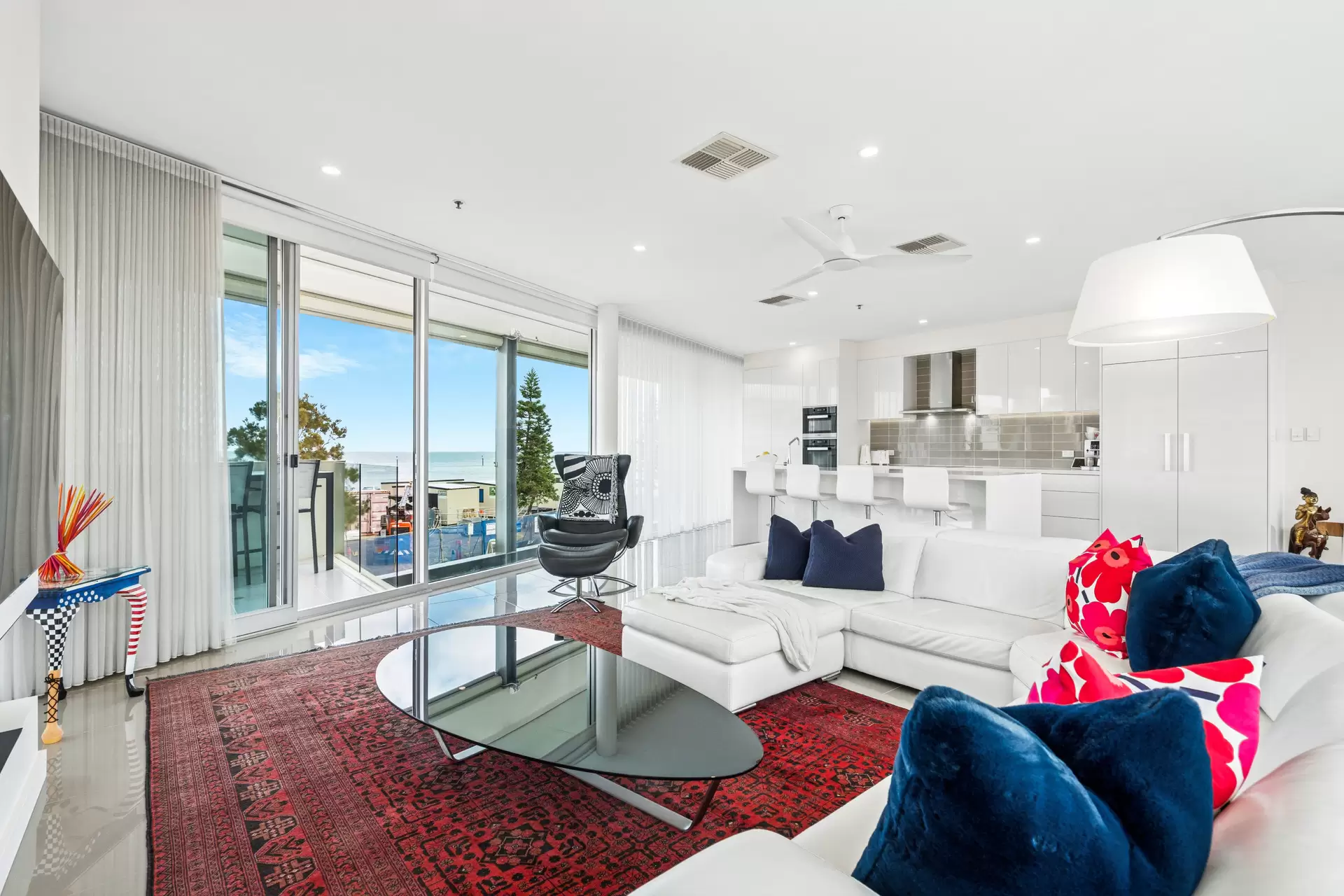8/1 North Esplanade, Glenelg North Sold by Booth Real Estate - image 1