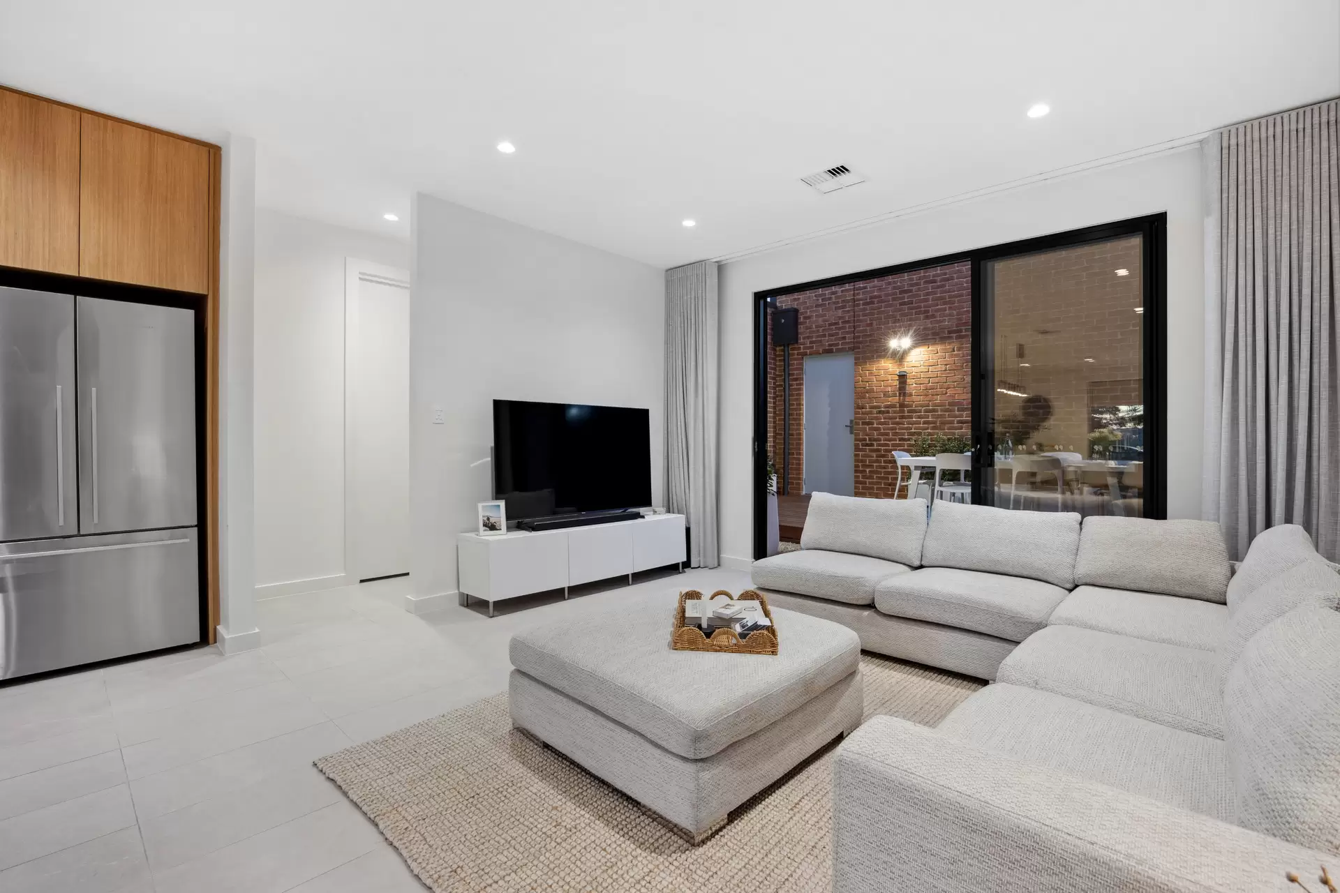 8 Tea Tree Street, Glenside Sold by Booth Real Estate - image 1