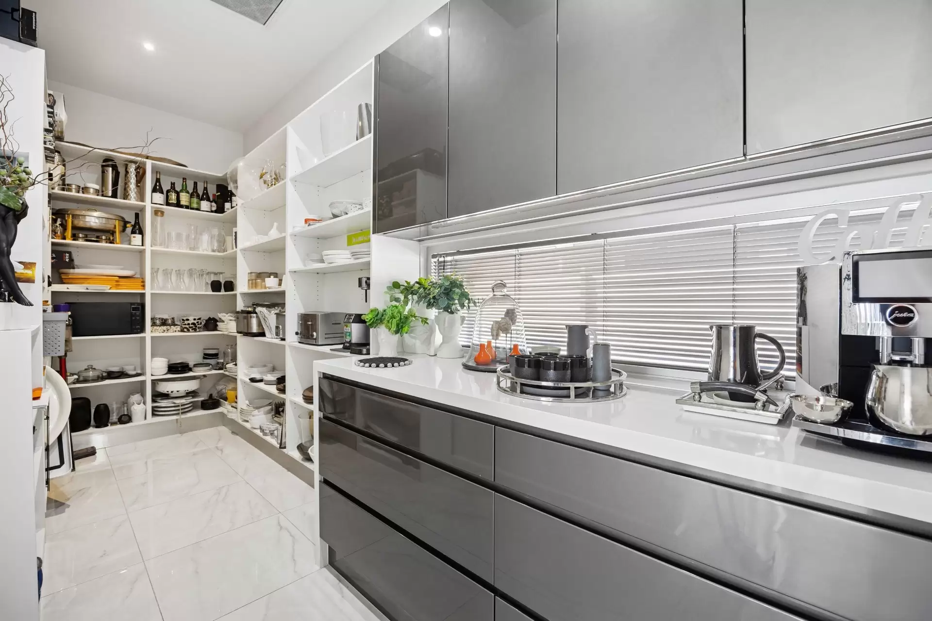17 Sherwood Terrace, Beaumont Sold by Booth Real Estate - image 1
