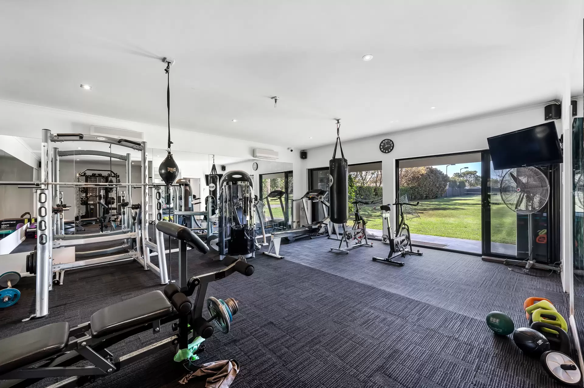12 The Grove, Lower Mitcham Sold by Booth Real Estate - image 1