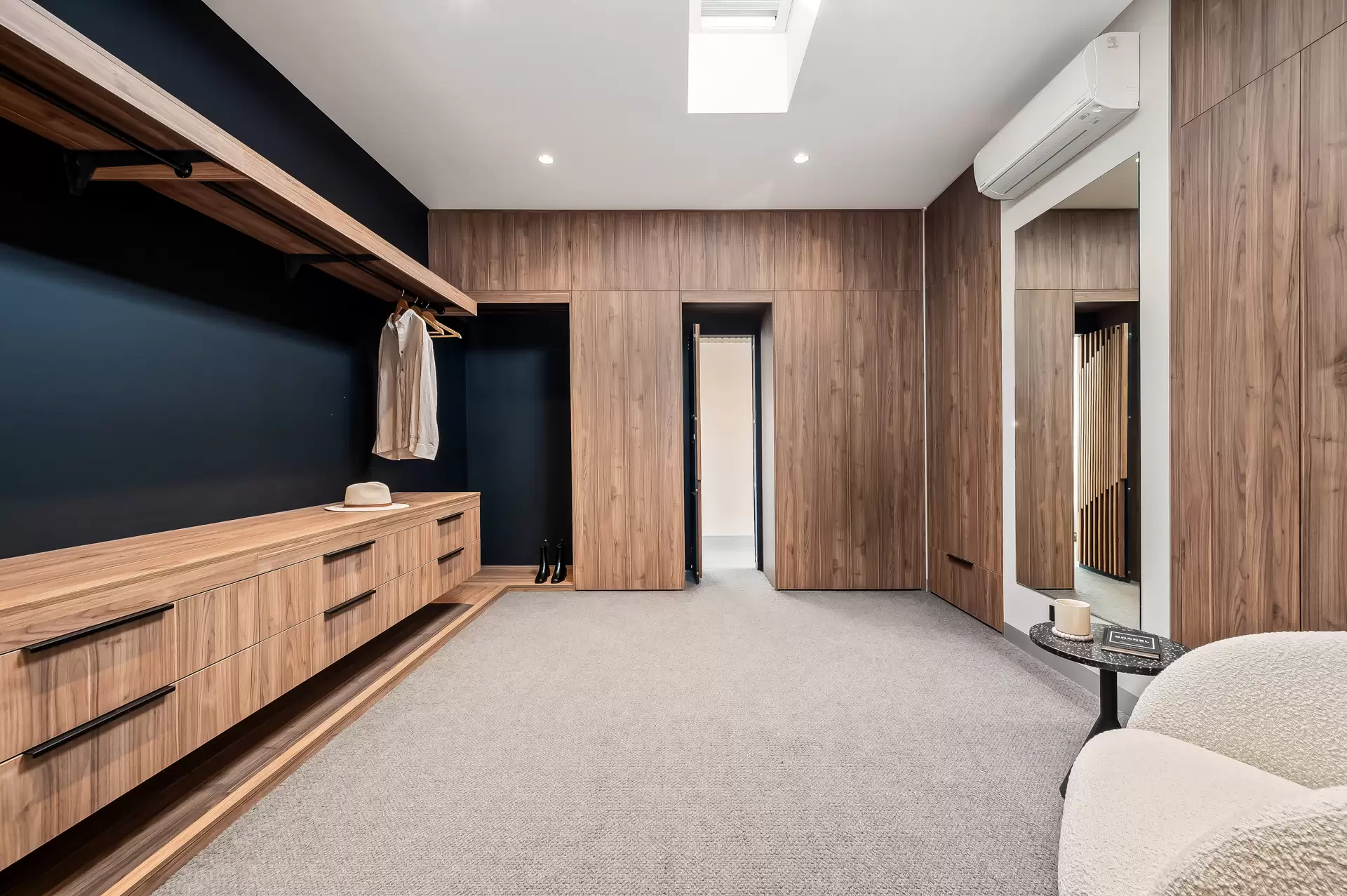 12 The Grove, Lower Mitcham Sold by Booth Real Estate - image 1