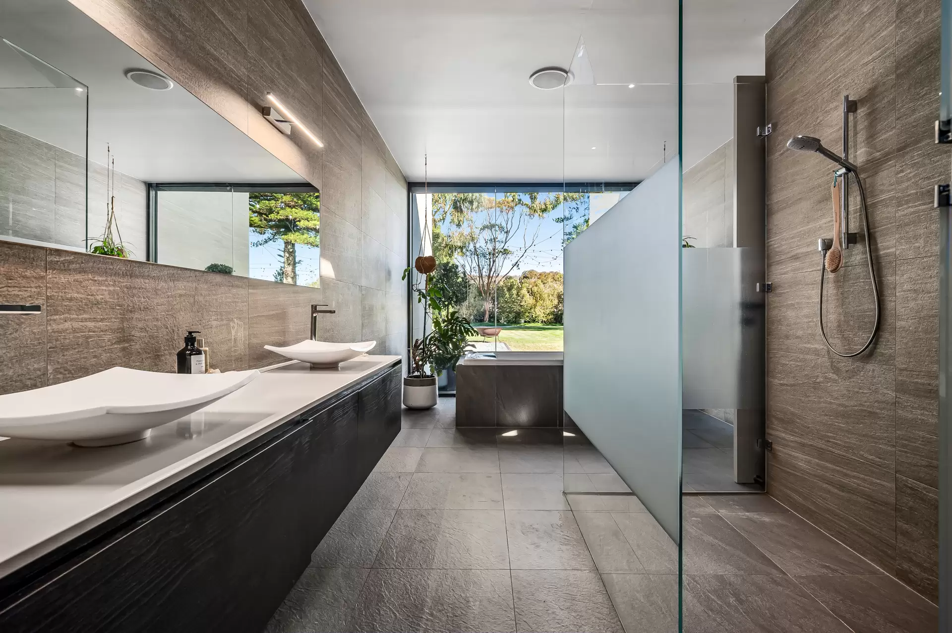12 The Grove, Lower Mitcham Sold by Booth Real Estate - image 1