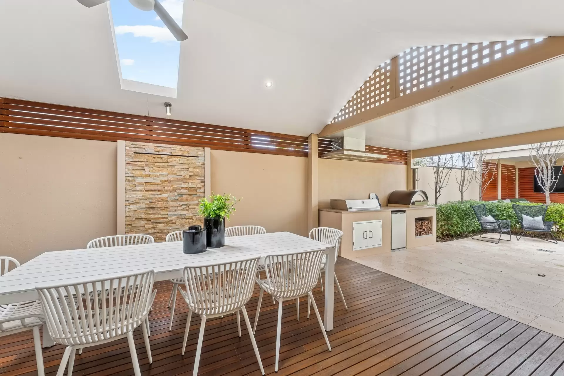 31 First Avenue, St Peters Sold by Booth Real Estate - image 1