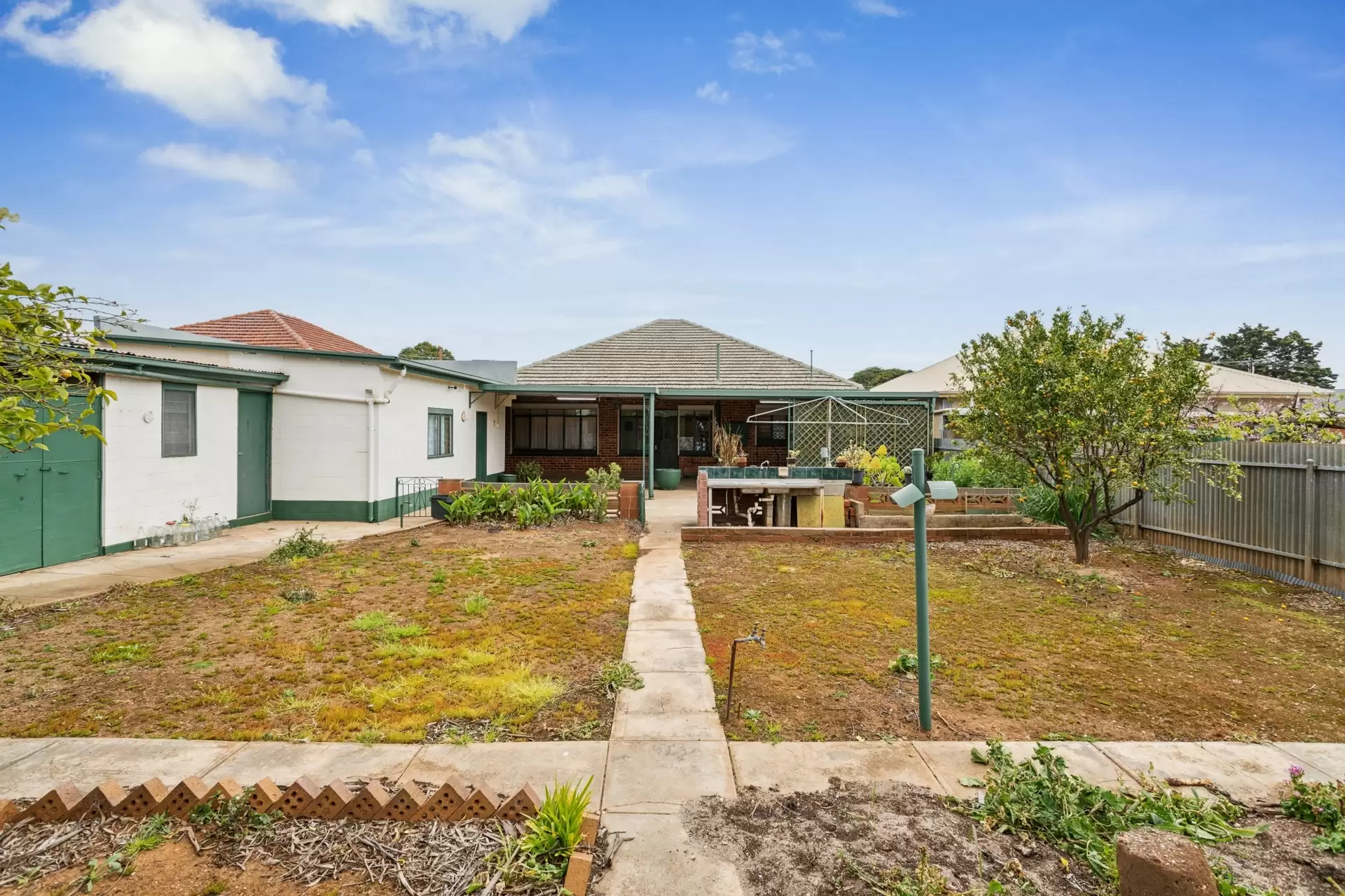 11 West Street, Hectorville Sold by Booth Real Estate - image 1