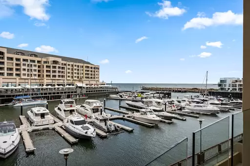 10/30 Colley Terrace, Glenelg Sold by Booth Real Estate