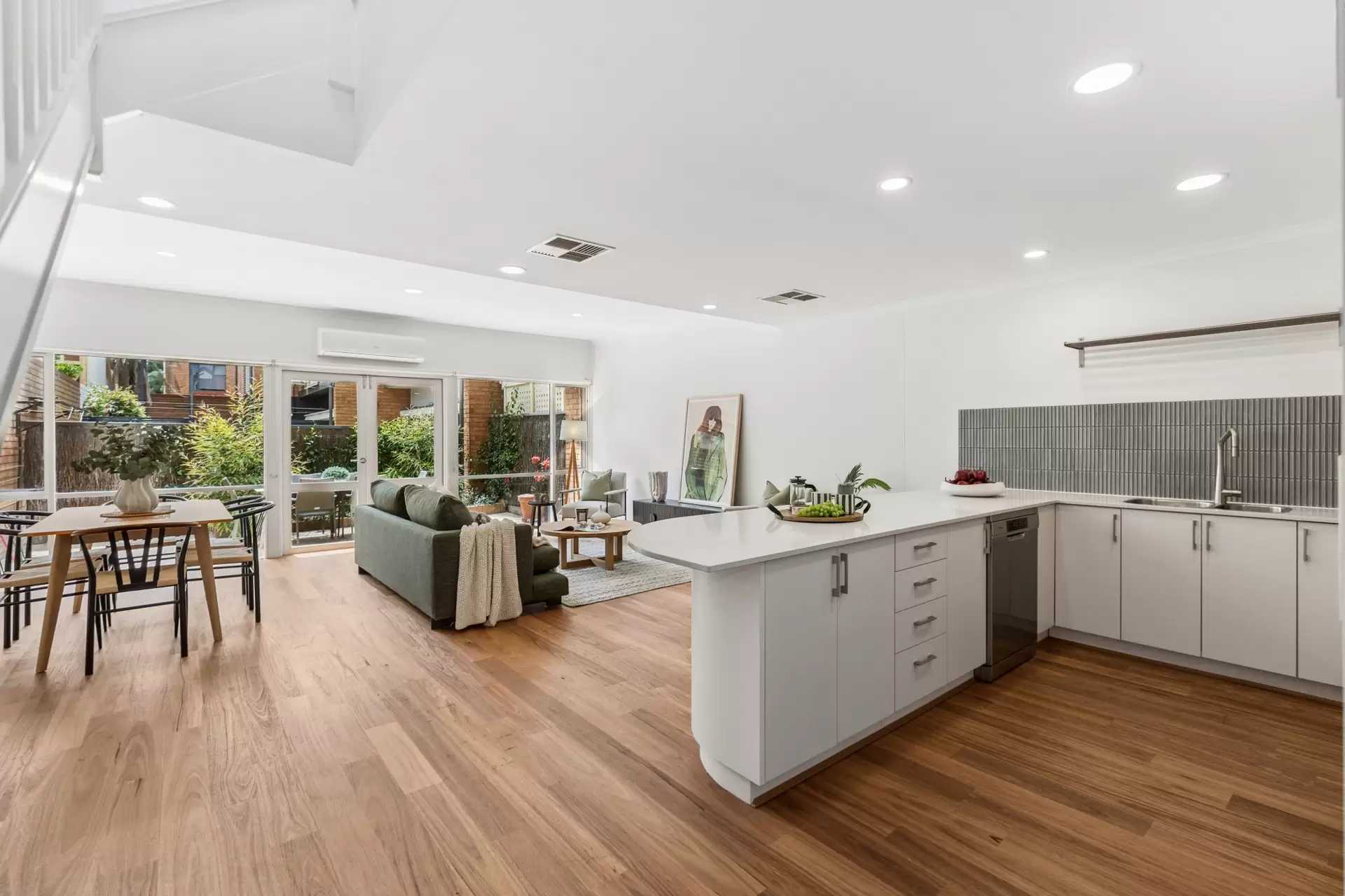 20 East Pallant Street, North Adelaide Sold by Booth Real Estate - image 1