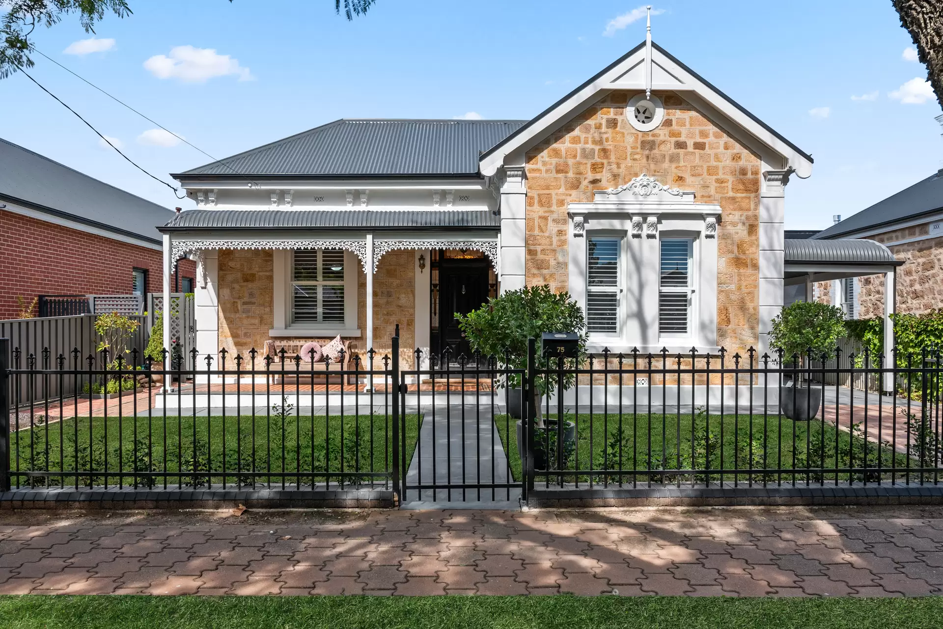 75 Second Avenue, St Peters Sold by Booth Real Estate - image 1