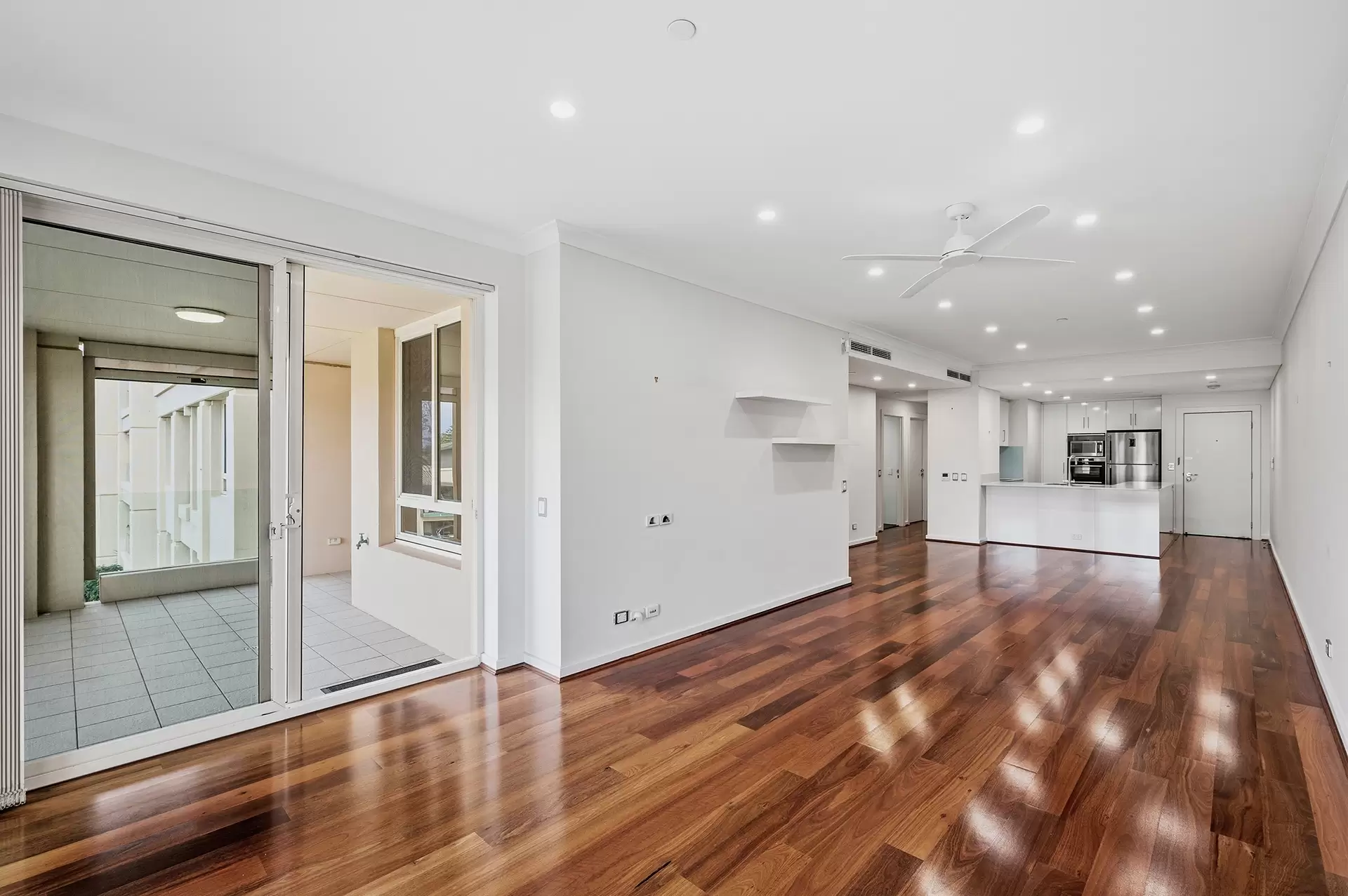 29/7 Holdfast Promenade, Glenelg For Sale by Booth Real Estate - image 1