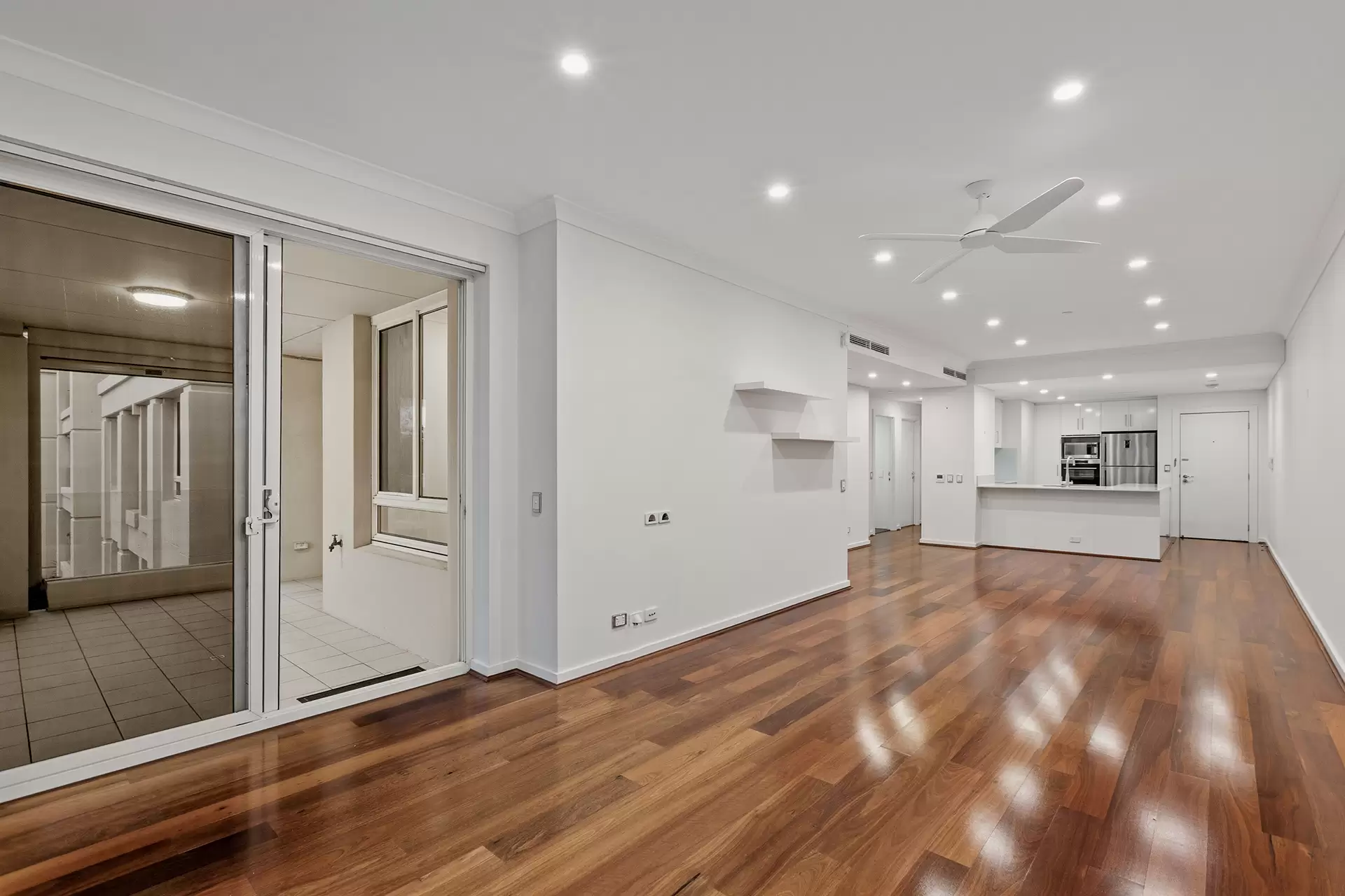 29/7 Holdfast Promenade, Glenelg For Sale by Booth Real Estate - image 1