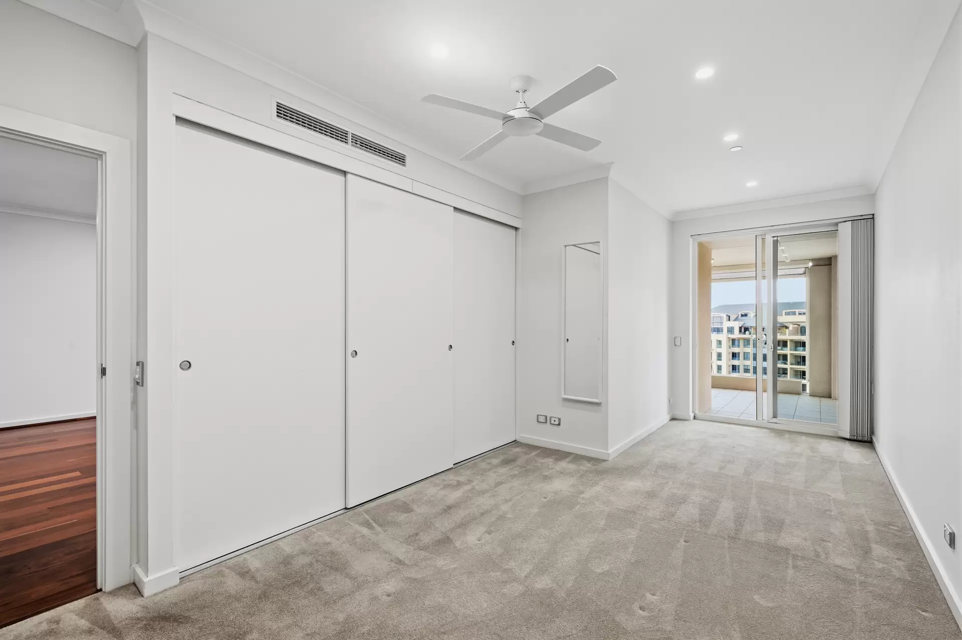 29/7 Holdfast Promenade, Glenelg For Sale by Booth Real Estate - image 1