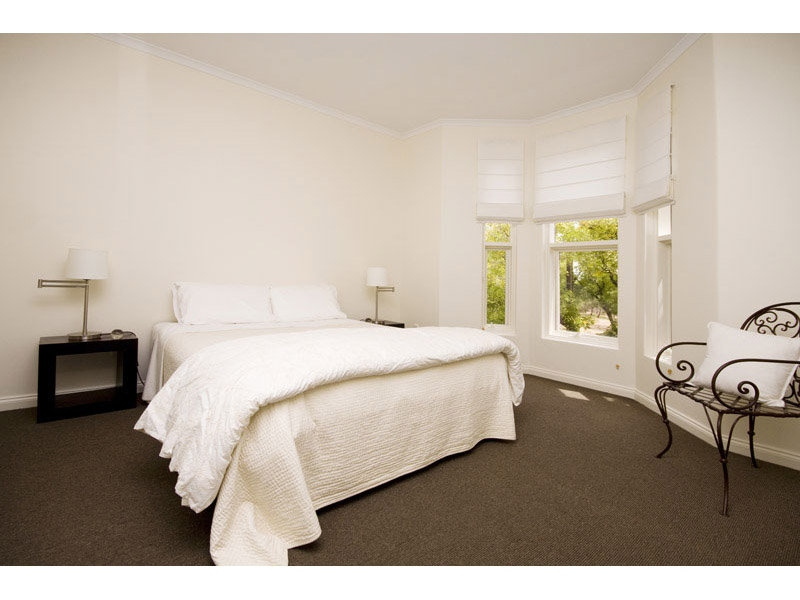 5/5 Barton Terrace East, North Adelaide Sold by Booth Real Estate - image 1