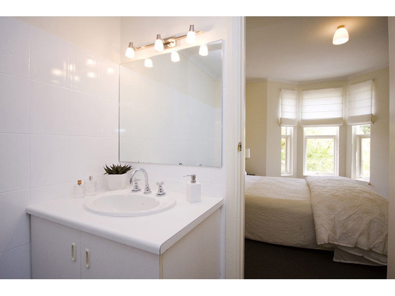 5/5 Barton Terrace East, North Adelaide Sold by Booth Real Estate - image 1