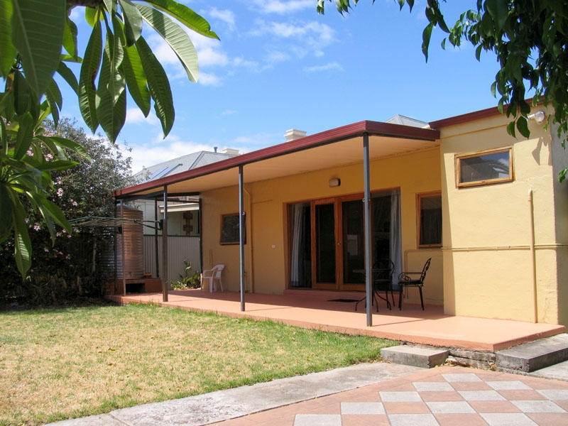 32 Methuen Street, Fitzroy Sold by Booth Real Estate - image 1