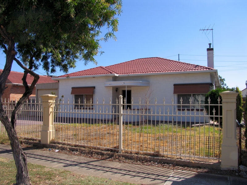 7 Charron Road, Croydon Park Sold by Booth Real Estate - image 1