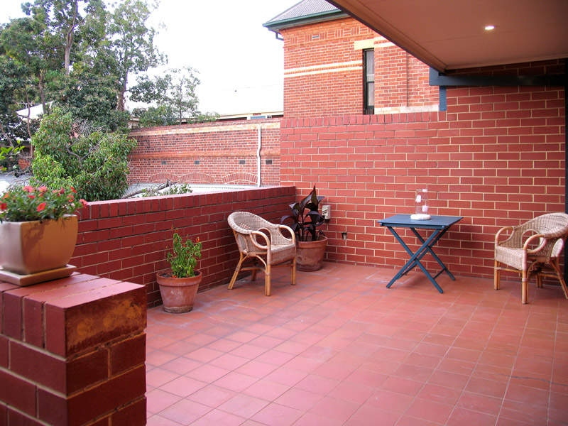 1/410 Carrington Street, Adelaide Sold by Booth Real Estate - image 1