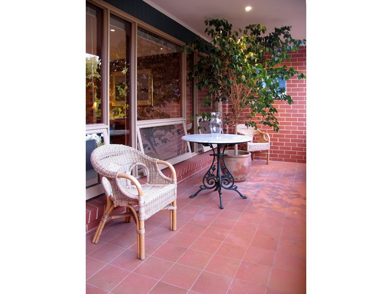 1/410 Carrington Street, Adelaide Sold by Booth Real Estate - image 1