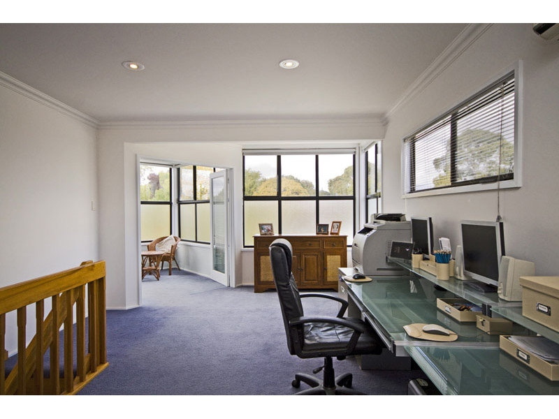 59 Ninth Avenue, Joslin Sold by Booth Real Estate - image 1